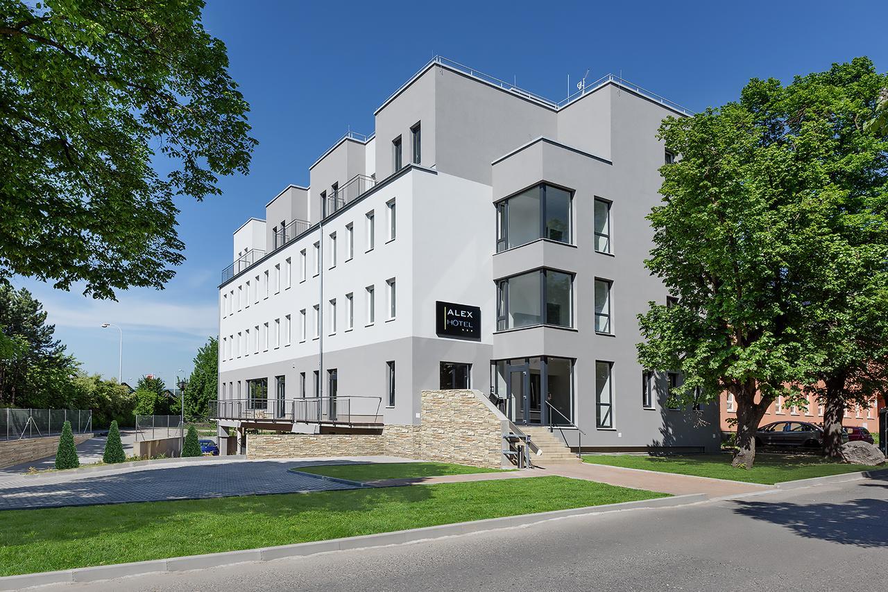 Hotel Alex Beroun  Extérieur photo